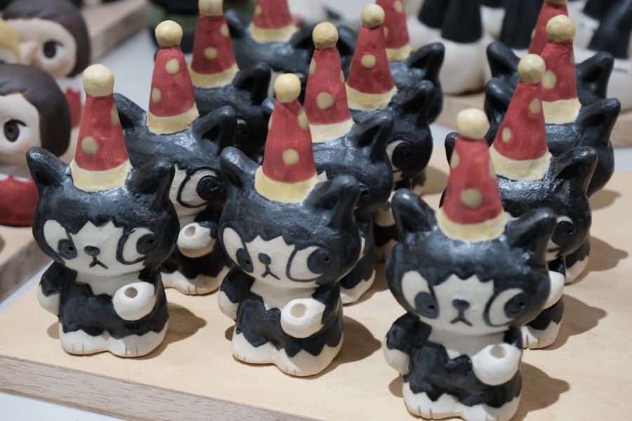 曾偉誠zeng wei cheng-阿諾陶偶經典款 曾偉誠、zeng wei cheng、曾偉誠作品、曾偉誠陶藝、曾偉誠公仔、曾偉誠插畫、曾偉誠藝術、阿諾貓咪