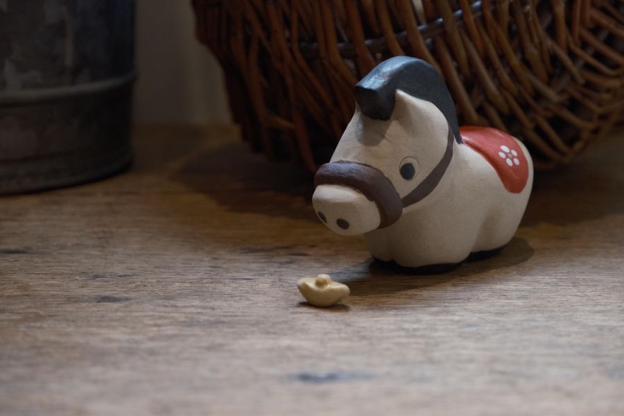 小滿作物-馬年陶偶 陶瓷達摩、達摩公仔、達摩擺飾、手工陶瓷達摩、送禮推薦、居家擺設、辦公桌擺飾、收藏擺件、禮品推薦、療癒小物