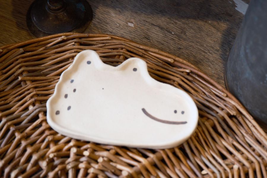 kis room 小陶盤 招財、招財貓、陶偶、手作、職人、藝術家、招財動物、發財、公仔、擺件、陶藝