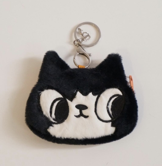 曾偉誠zeng wei cheng-零錢包 曾偉誠、zeng wei cheng、曾偉誠作品、曾偉誠陶藝、曾偉誠公仔、曾偉誠插畫、曾偉誠藝術、阿諾貓咪