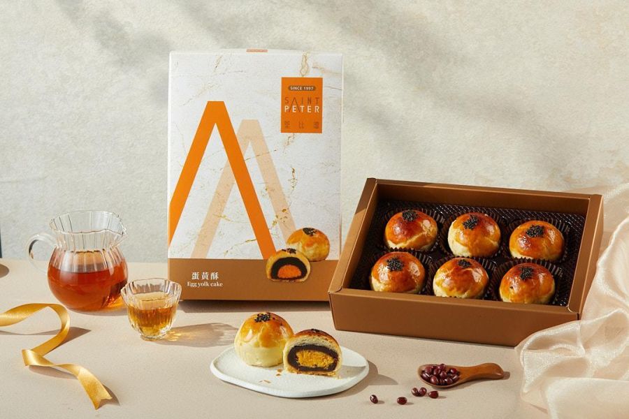 手工蛋黃酥(每週五現烤取貨) 聖比德,手工蛋黃酥,蛋黃酥控,送禮推薦,節日選物,蛋黃酥開箱