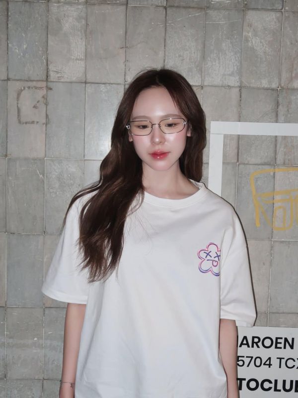 團購4/30結單｜June品牌IYKYK NOIR.MIDNIGHT ÉCLAT T-SHIRT ｜泰韓米果 