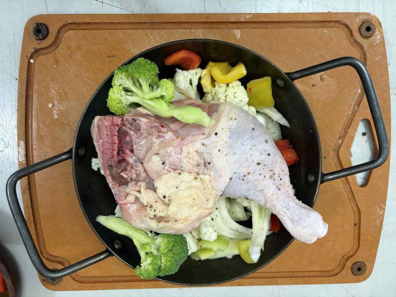 登峰特選帶骨雞大腿(單支真空包) 