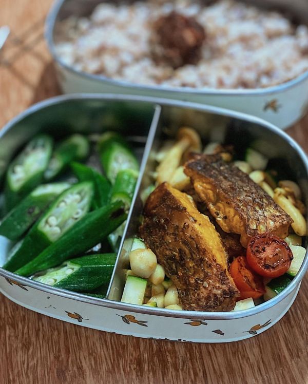 登峰義式鱸魚排 