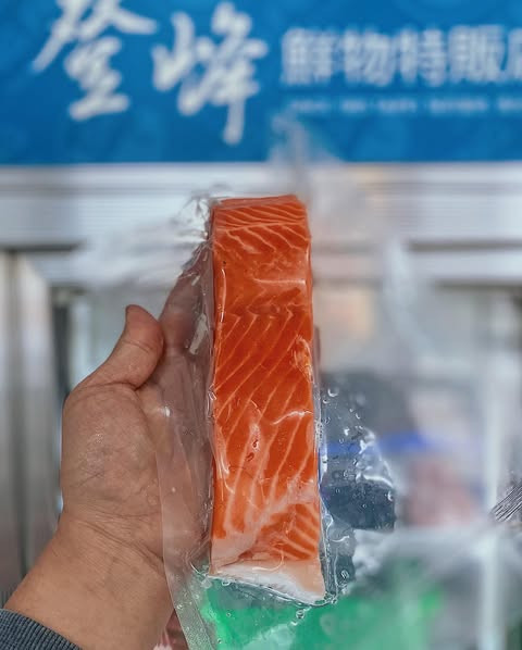 登峰特選PREMIUM智利銀鮭魚排(公斤計價小包裝) 