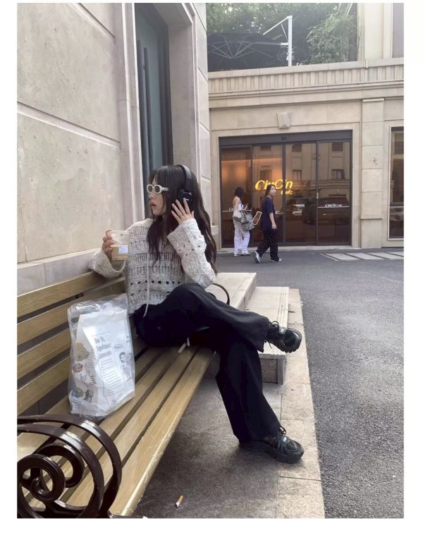 鏤空針織上衣 針織上衣