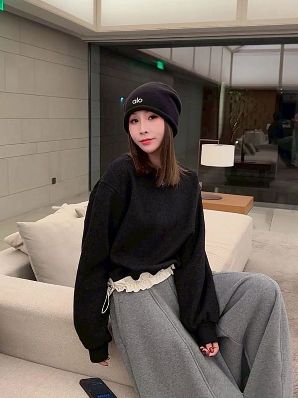 抽繩拼接呢絨短款衛衣 