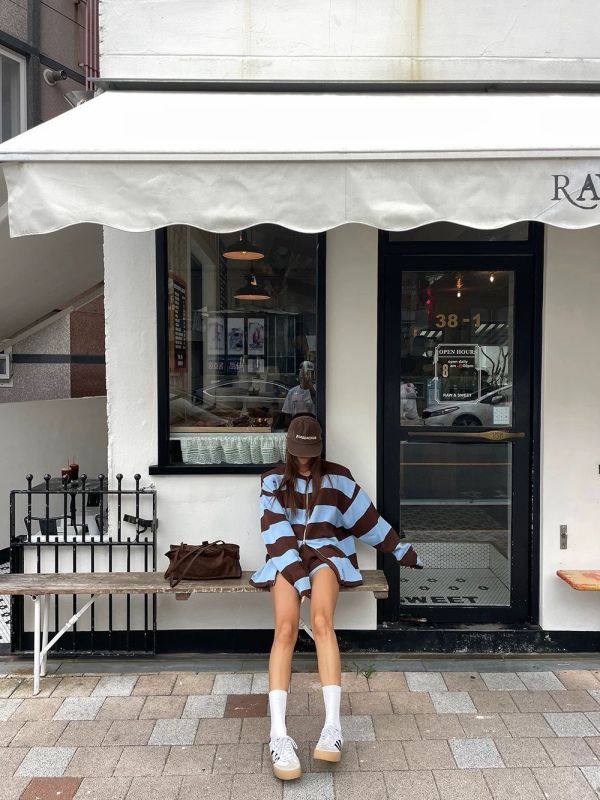 線條拉鍊短褲套裝 •	條紋針織套裝
	•	針織兩件套
	•	韓系休閒套裝
	•	針織拉鍊外套
	•	針織短褲套裝
	•	秋冬套裝推薦
	•	寬鬆休閒外套
	•	韓系日常穿搭
	•	居家外出套裝
	•	甜辣休閒風套裝
	•	咖啡藍條紋針織
	•	懶人套裝韓系