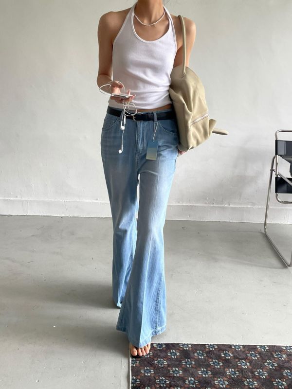 低腰微喇牛仔褲｜顯瘦｜百搭｜ 