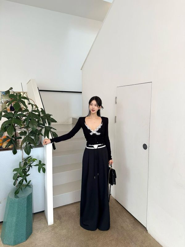 NEW 睫毛蕾絲背心＋羊絨衫｜氣質疊穿兩件組｜內附胸墊 