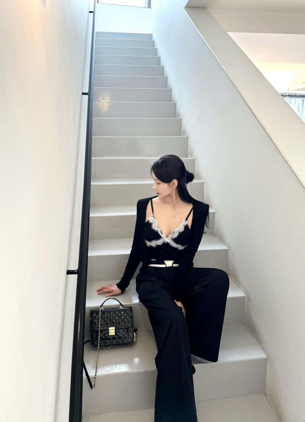 NEW 睫毛蕾絲背心＋羊絨衫｜氣質疊穿兩件組｜內附胸墊 