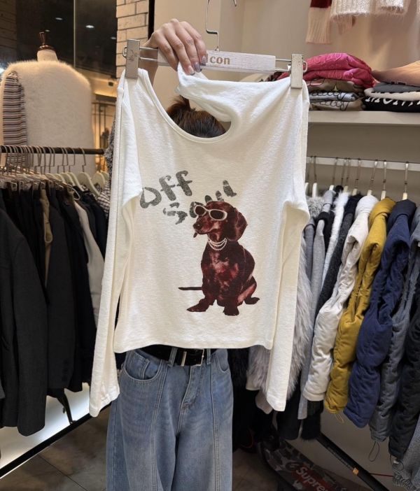 狗狗圖案肩頸造型上衣 