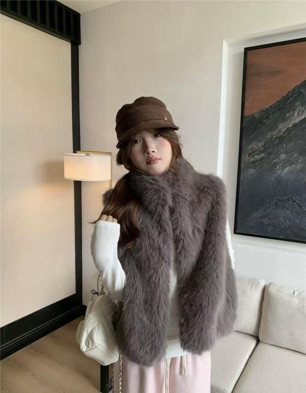 立領仿皮草背心 