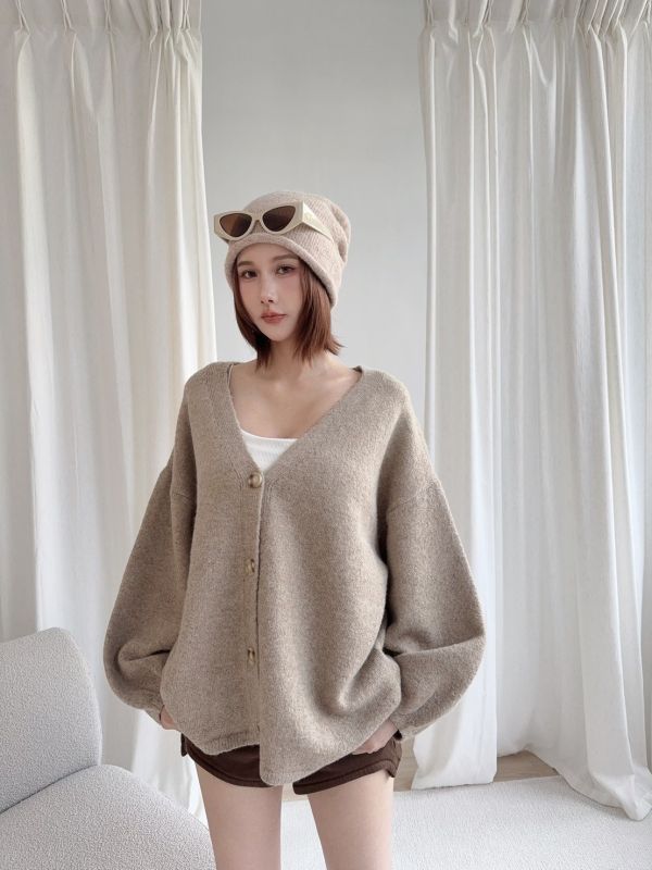 暖糯混羊毛針織外套 