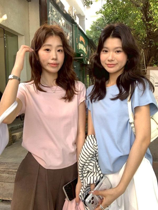 簡約純色百搭T｜日常必備萬用款 