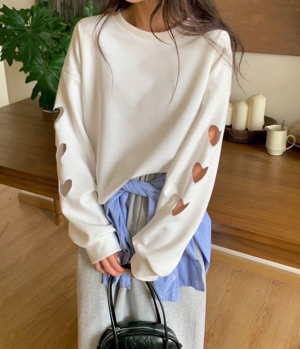 -秋冬新品-愛心造型上衣 