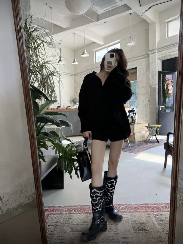 -舒適顯瘦-針織短褲套裝 針織套裝
麻花針織套裝
米白針織套裝
寬鬆針織上衣
針織短褲
毛衣套裝
冬季套裝
兩件式套裝
麻花毛衣
針織兩件套
不刺膚針織
懶人套裝
休閒套裝
氣質針織套裝
韓系針織套裝
百搭針織套裝
秋冬穿搭
保暖套裝
套裝推薦
毛衣短褲套裝