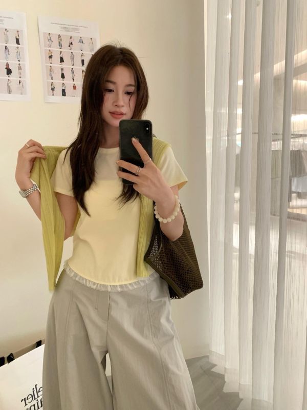 荷葉邊拼紗Tee｜溫柔仙氣・修飾身形・甜美百搭款 