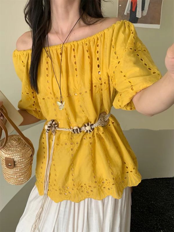 鉤花鏤空一字肩甜美上衣 