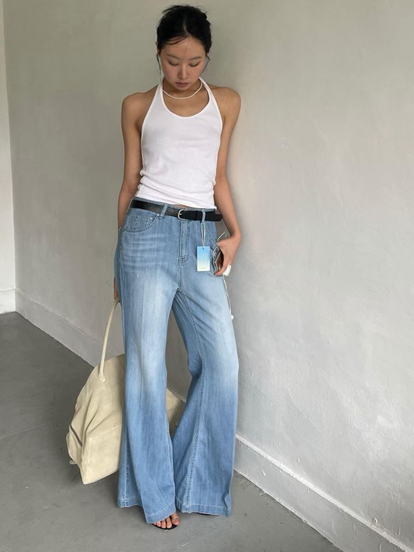 低腰微喇牛仔褲｜顯瘦｜百搭｜ 