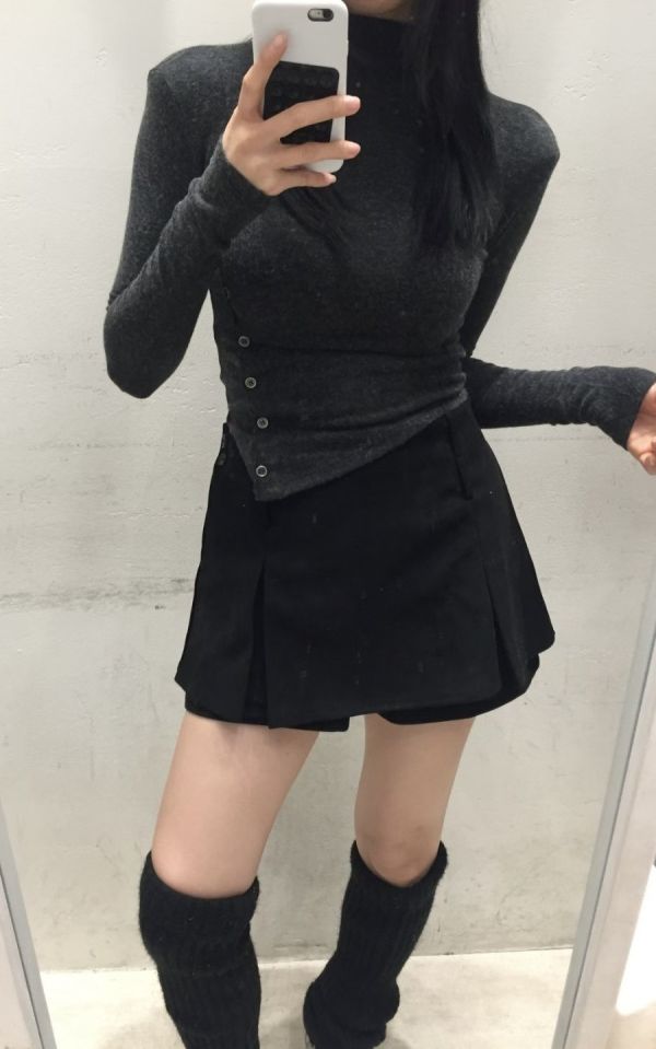 毛呢高領斜扣上衣 