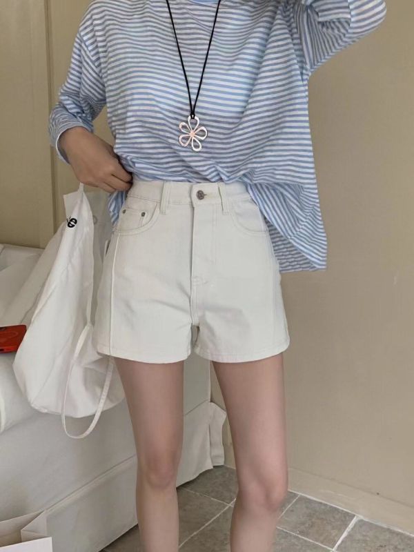 側車線牛仔短褲 側車線牛仔短褲, 韓系牛仔短褲, 韓系短褲, 牛仔短褲, 女裝短褲, 時尚短褲, 夏季短褲, 短褲尺碼, 休閒牛仔褲, 韓式服飾