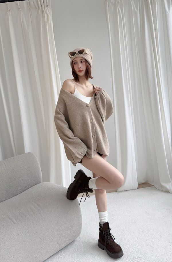 暖糯混羊毛針織外套 