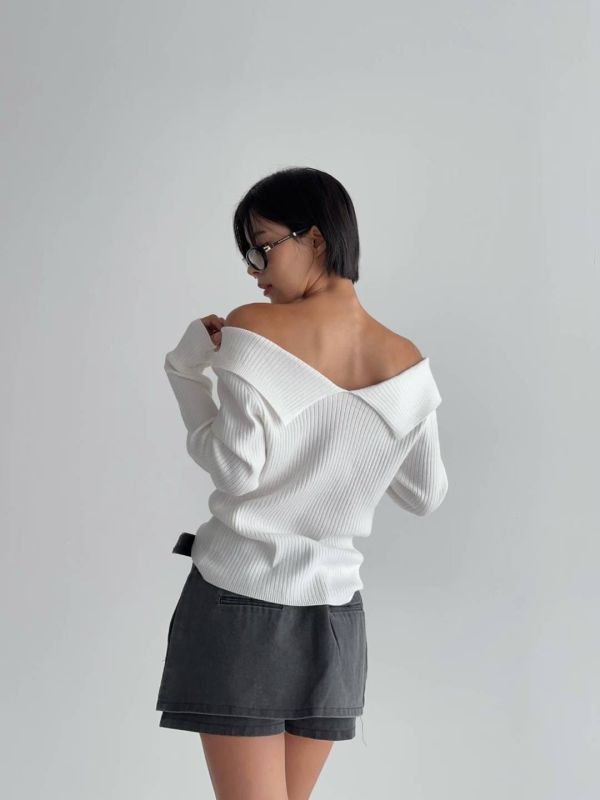 翻領坑紋上衣 韓系甜辣上衣
一字領削肩上衣
露肩針織上衣
韓系辣妹穿搭
羅紋修身上衣
韓系顯瘦上衣
下翻領針織
性感露肩毛衣
韓系秋冬上衣
彈性針織上衣
約會甜辣上衣
鎖骨上衣