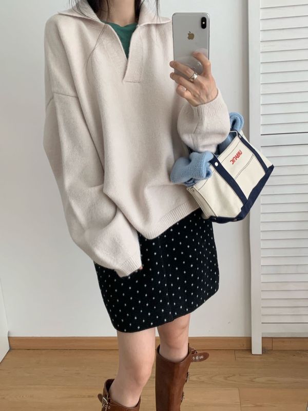 剪刀領大版毛衣 