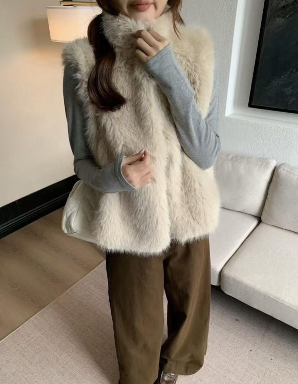 立領仿皮草背心 