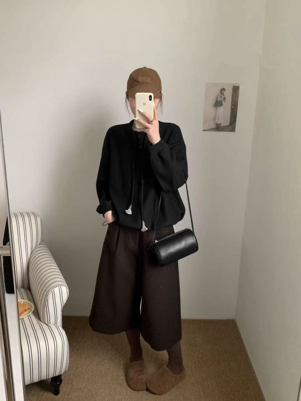 兩扣立領毛呢T（內絨毛） 