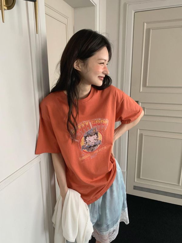 顯瘦百搭印花短袖上衣 