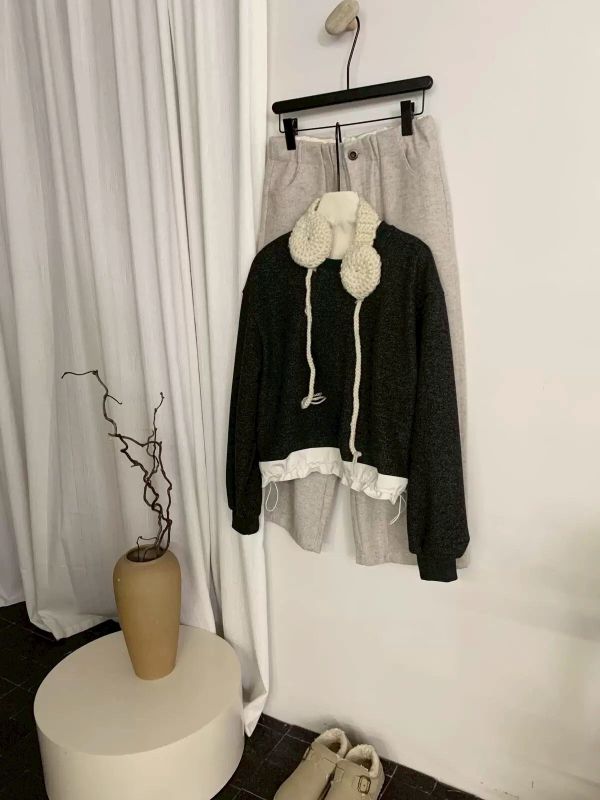 抽繩拼接呢絨短款衛衣 