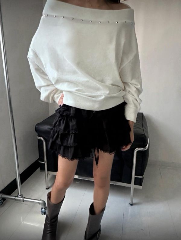 NEW ㄧ字領斜肩上衣 