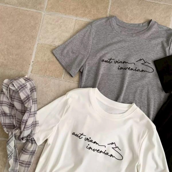 NEW 英文字T+格雪紡領巾 