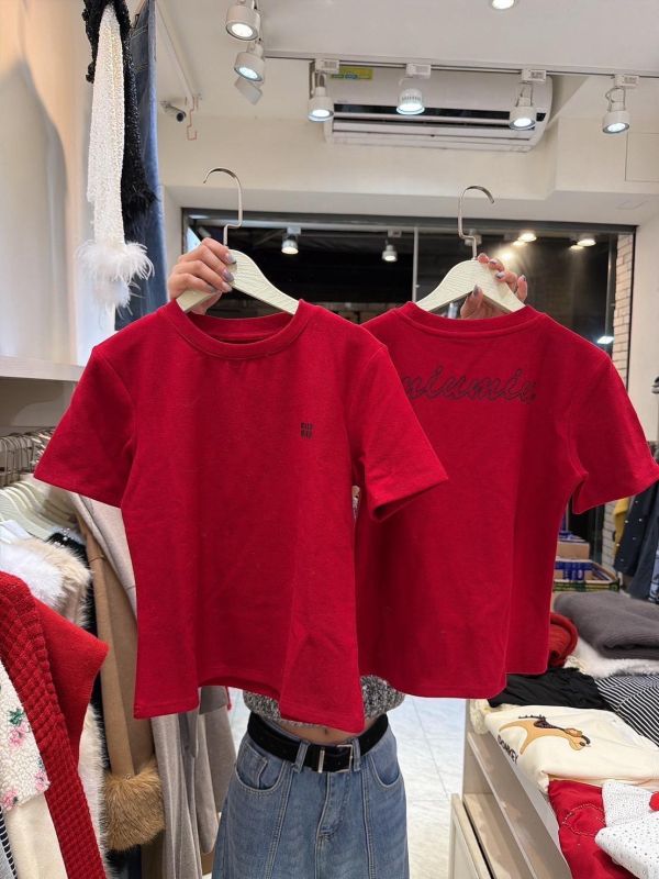 miumiu英字內磨毛T(微彈） 