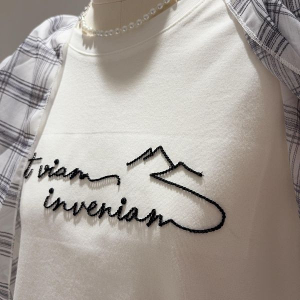 NEW 英文字T+格雪紡領巾 