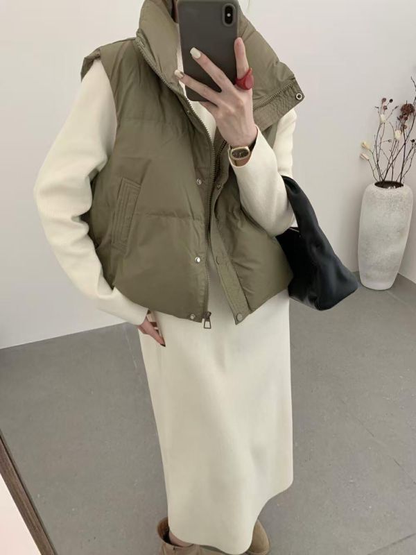 蛋白皮鴨絨背心 