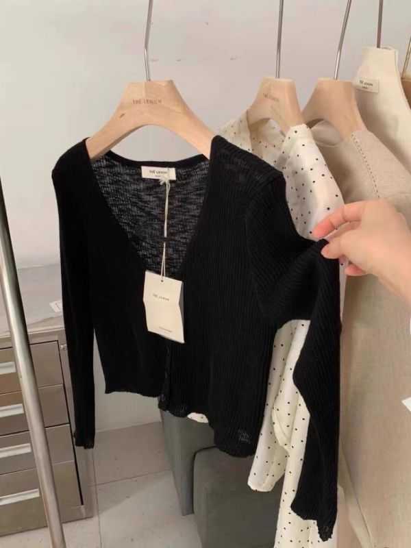 -百搭款-坑條針織開扣薄外套 