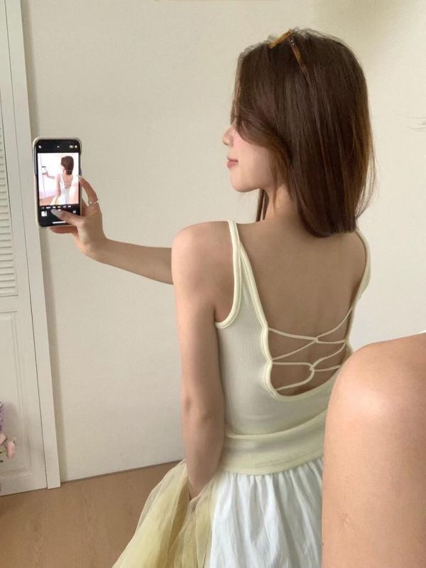 美背細帶bra背心｜內建胸墊顯瘦百搭款 