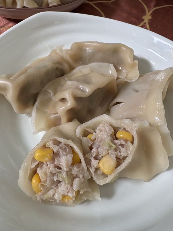 鄧氏姊妹洋蔥玉米水餃 洋蔥玉米水餃,冷凍洋蔥玉米水餃,洋蔥玉米水餃推薦,鄧氏姊妹洋蔥玉米水餃,台灣洋蔥玉米水餃,宅配洋蔥玉米水餃