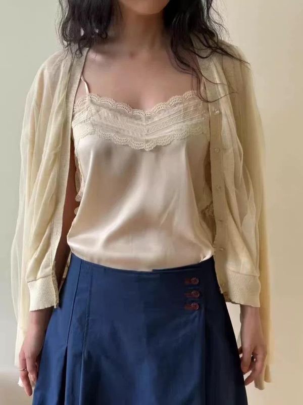 蕾絲開衩緞面背心 蕾絲背心