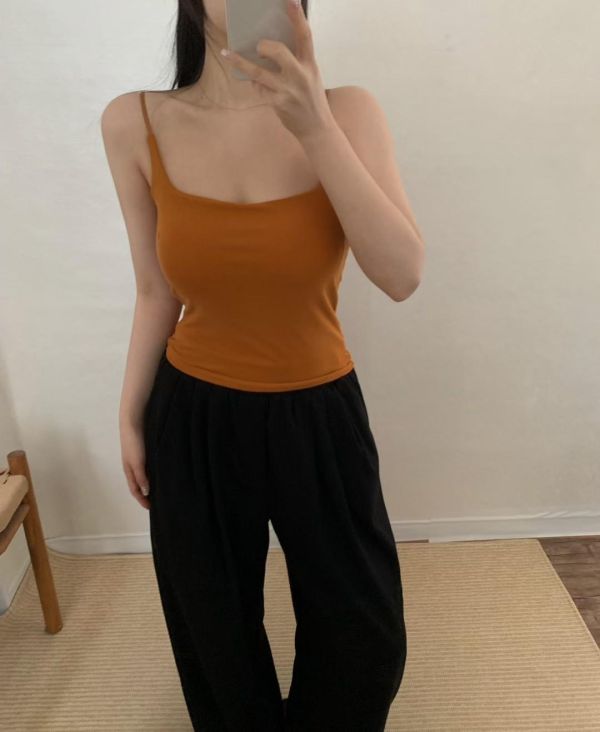 微弧領細肩帶BRA TOP BRA TOP
