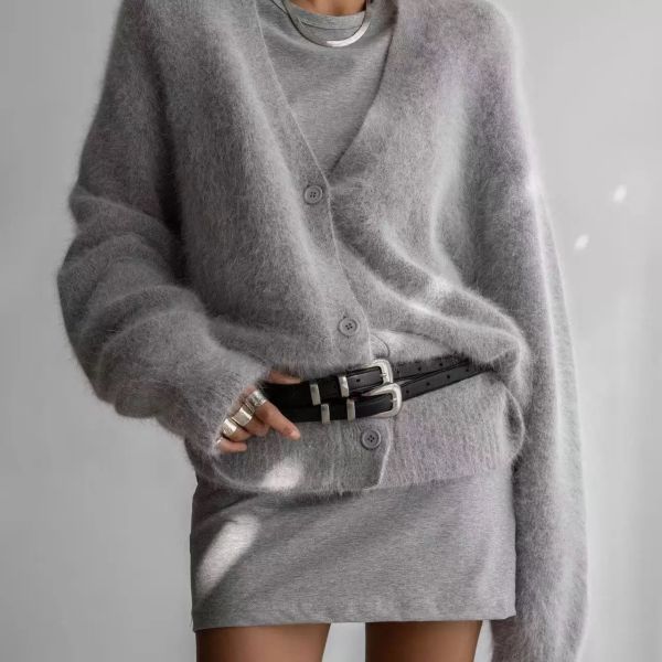 絨光V領安哥拉兔毛針織衫 兔毛針織衫