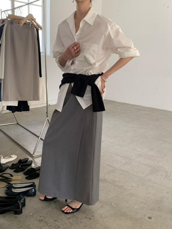 修身側開衩直筒西裝裙 西裝裙