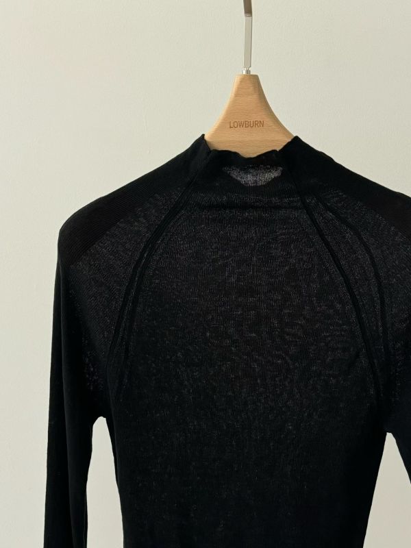 立領貼膚細針織長袖 