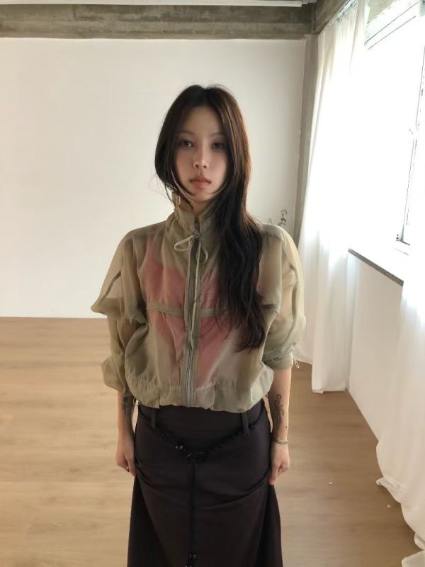 涼感透膚防曬抽繩外套 涼感透膚防曬抽繩外套