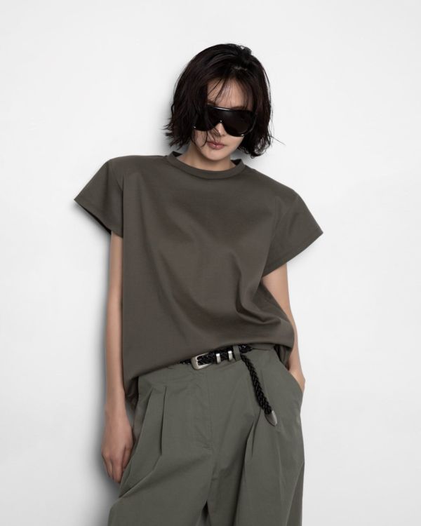 墊肩棉質T-shirt T-shirt 墊肩T-shirt 棉質