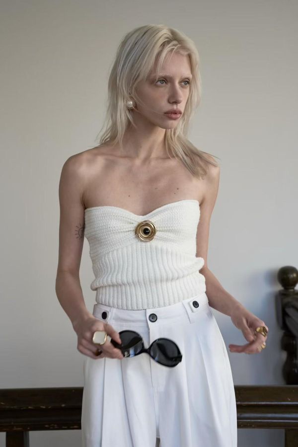 Solene飾釦平口針織上衣 平口上衣