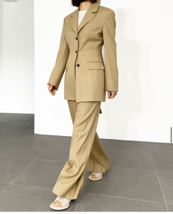 質感綁帶收腰西裝外套 收腰西裝外套